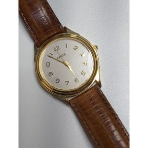 GUESS WRIST WATCH